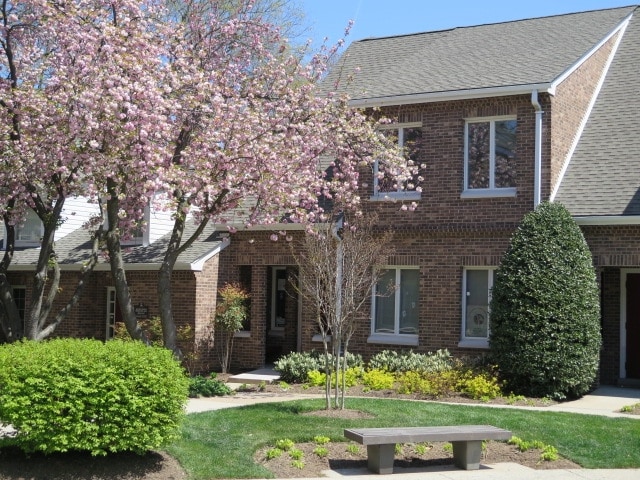 More Photos Of 11700-11706 Bowman Green Dr, Reston Office For Sale