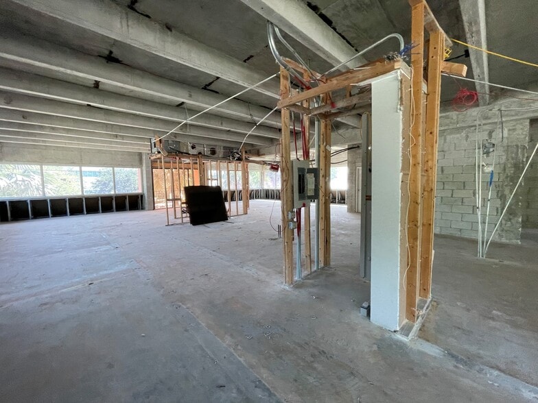 More Photos Of 500 SE Osceola St, Stuart Medical For Sale