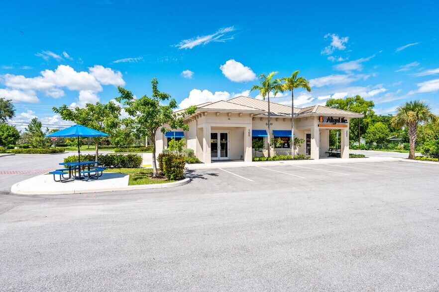 More Photos Of 8475 Lake Worth Rd, Lake Worth Medical For Sale