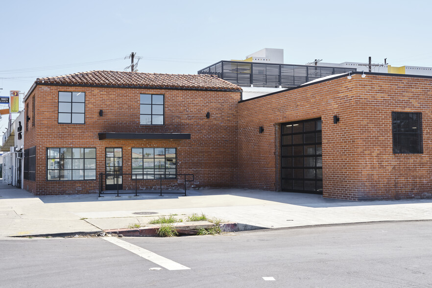 Primary Photo Of 3626 W Jefferson Blvd, Los Angeles Loft Creative Space For Lease