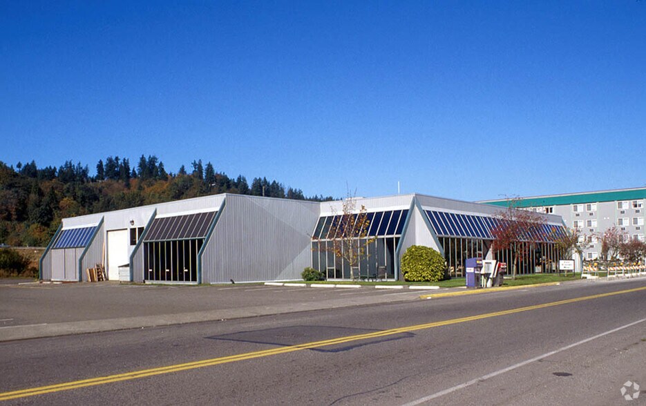 Primary Photo Of 219 Frontage Rd N, Auburn Warehouse For Lease