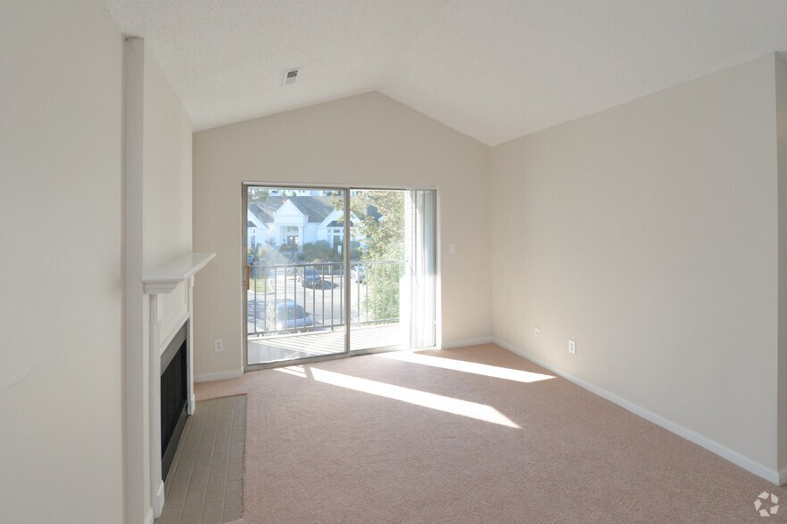More Photos Of 100 Elena St, Cranston Apartments For Sale
