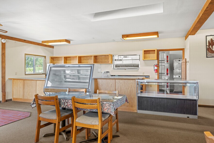 More Photos Of 1455 Oregon ave, Bandon General Retail For Sale