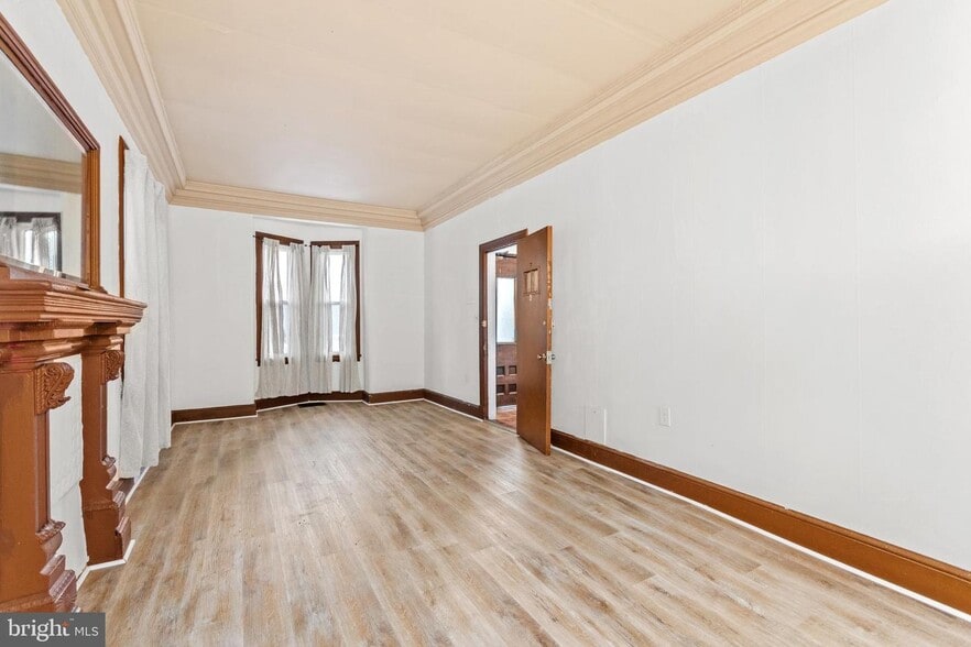 More Photos Of 235 Monmouth St, Gloucester City Apartments For Sale