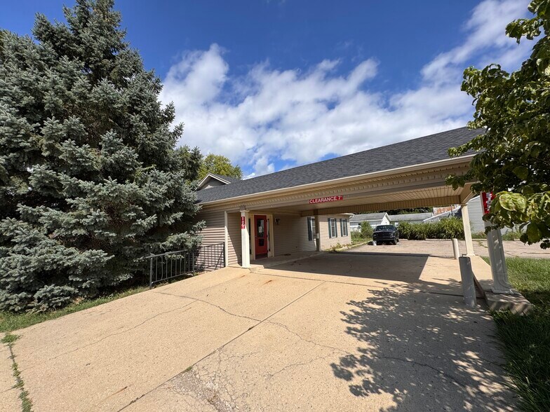 More Photos Of 201 N Church St, New Carlisle Medical For Sale