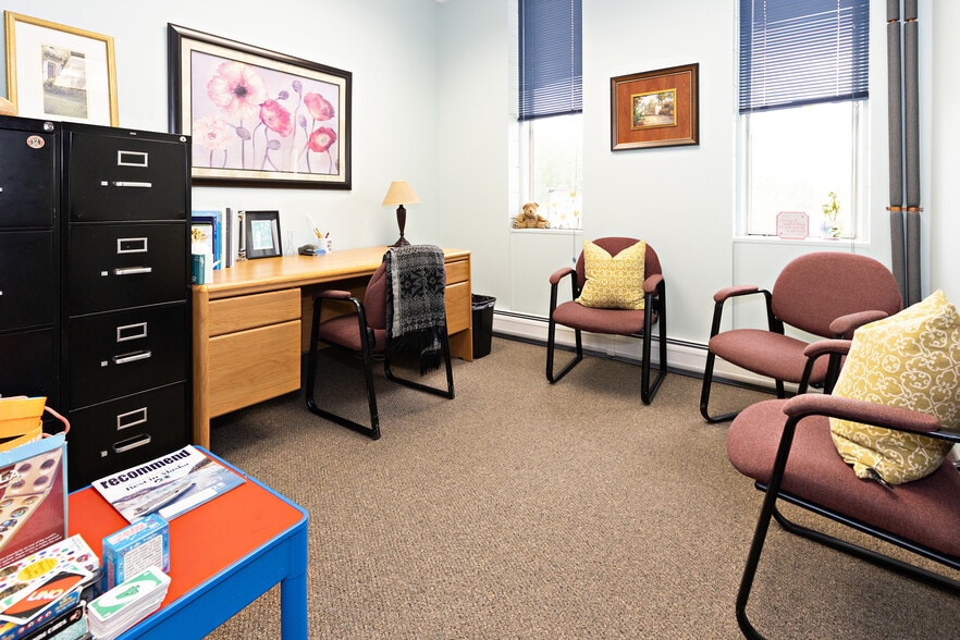 More Photos Of 210 Malapardis Rd, Cedar Knolls Office For Lease
