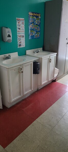 More Photos Of 1419 N 2nd St, Harrisburg Office Residential For Lease