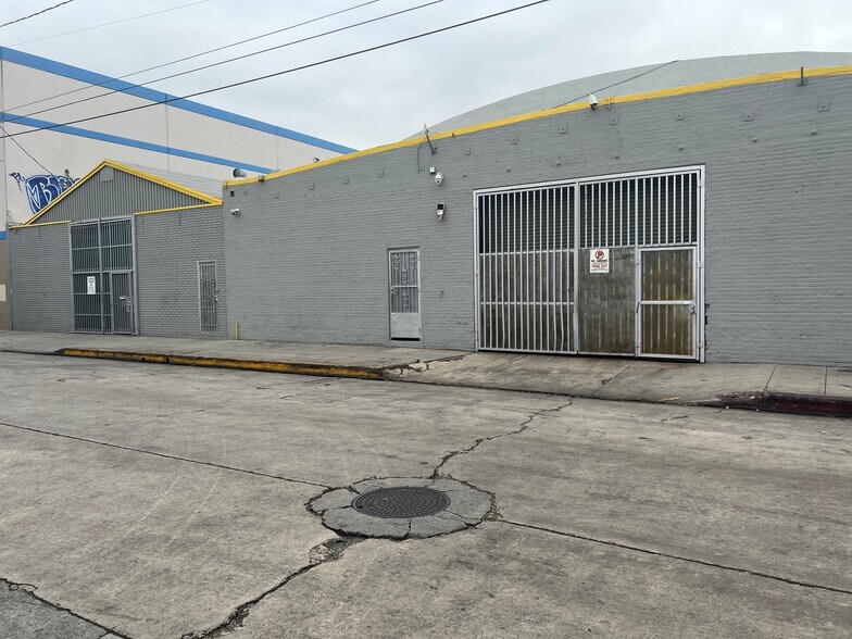 Primary Photo Of 774-778 Merchant St, Los Angeles Warehouse For Sale