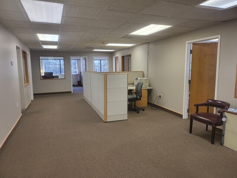 More Photos Of 5 Commonwealth Rd, Natick Office For Lease