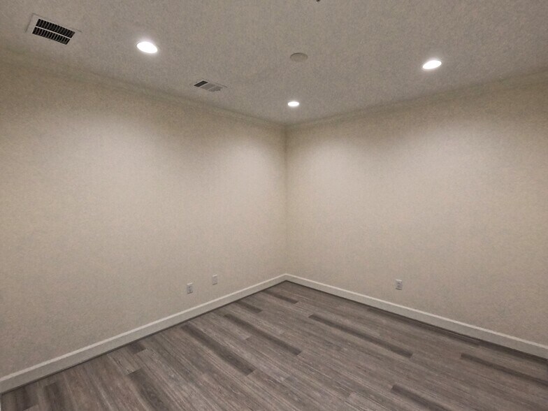 More Photos Of 400 Stonebrook Pky, Frisco Medical For Lease