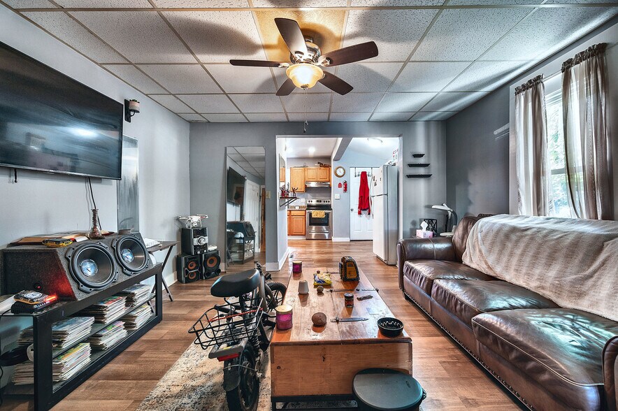 More Photos Of 6631 Park Pl, Hudson Multifamily For Sale