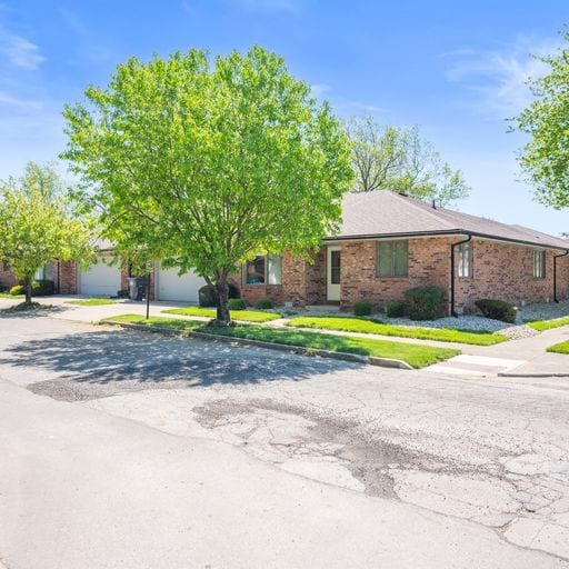 More Photos Of 714 College Dr, Anderson Apartments For Sale