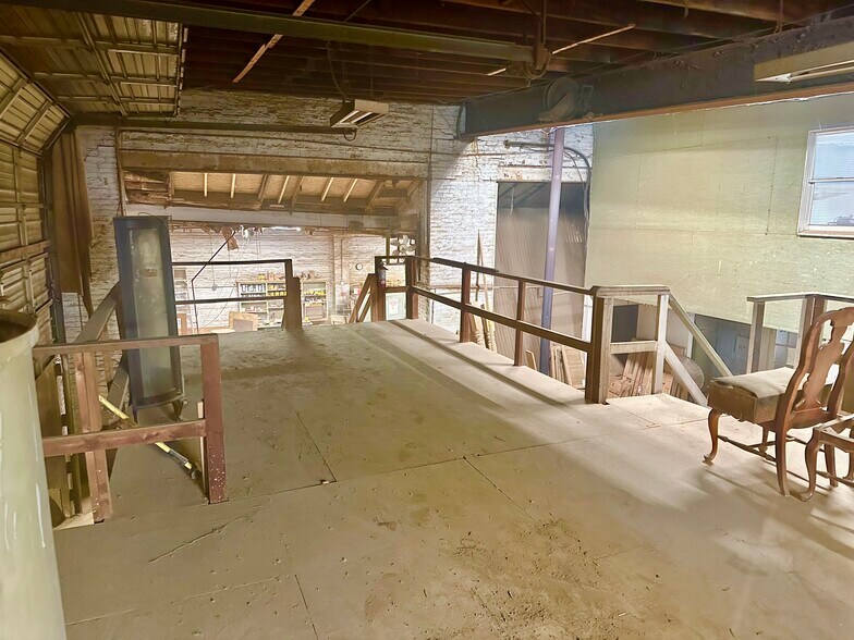 More Photos Of 2507 Huntingdon ave, Baltimore Service For Sale