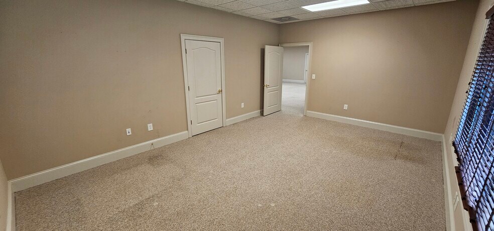 More Photos Of 1900 Pennsylvania Ave, McDonough Office For Lease