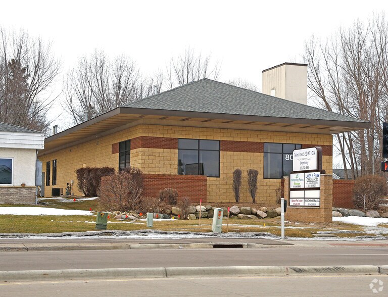 More Photos Of 808 W Broadway Ave W, Forest Lake Office For Lease