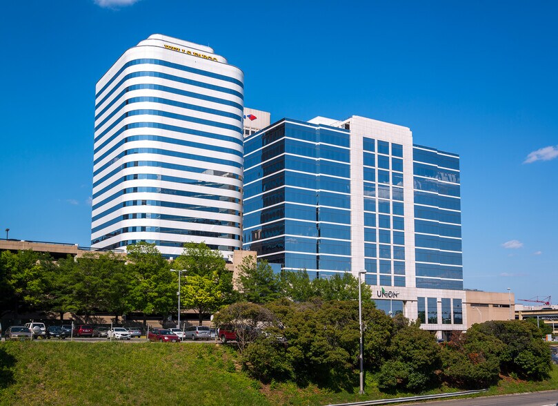 More Photos Of 1021 E Cary St, Richmond Office For Lease