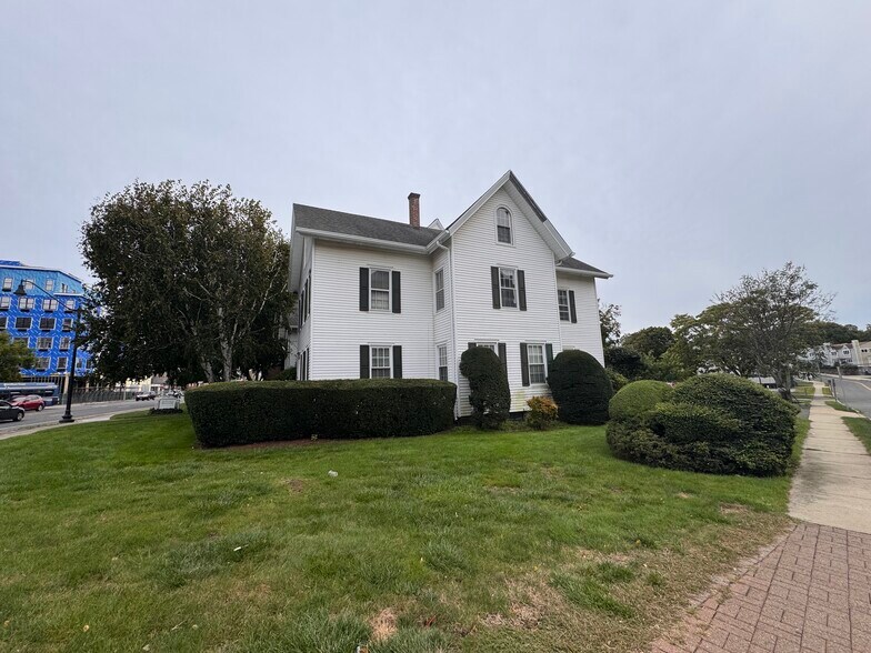 More Photos Of 25 Belden Ave, Norwalk Office For Lease