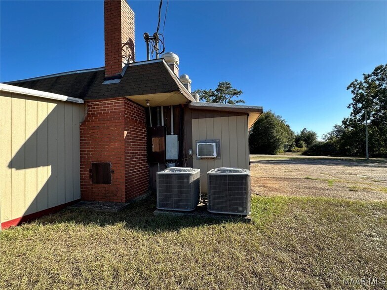 More Photos Of 2203 Highway 134, Kinston Restaurant For Sale