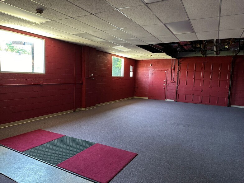 More Photos Of 133 Route 130, Bordentown Freestanding For Sale