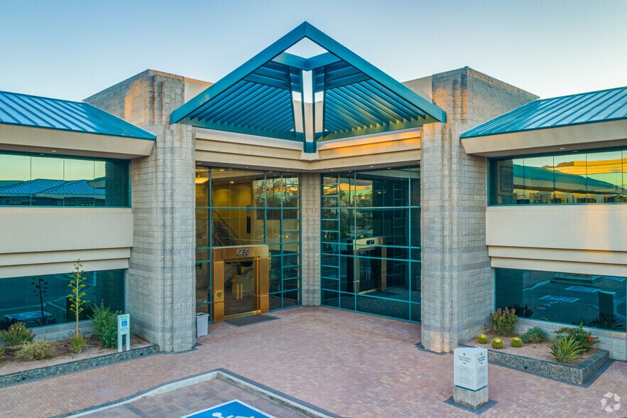 More Photos Of 6710 N Scottsdale Rd, Scottsdale Unknown For Lease