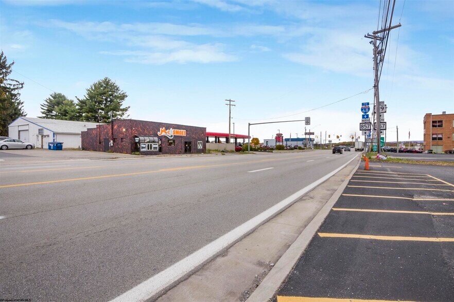 More Photos Of 524 Mileground Rd, Morgantown Auto Dealership For Sale