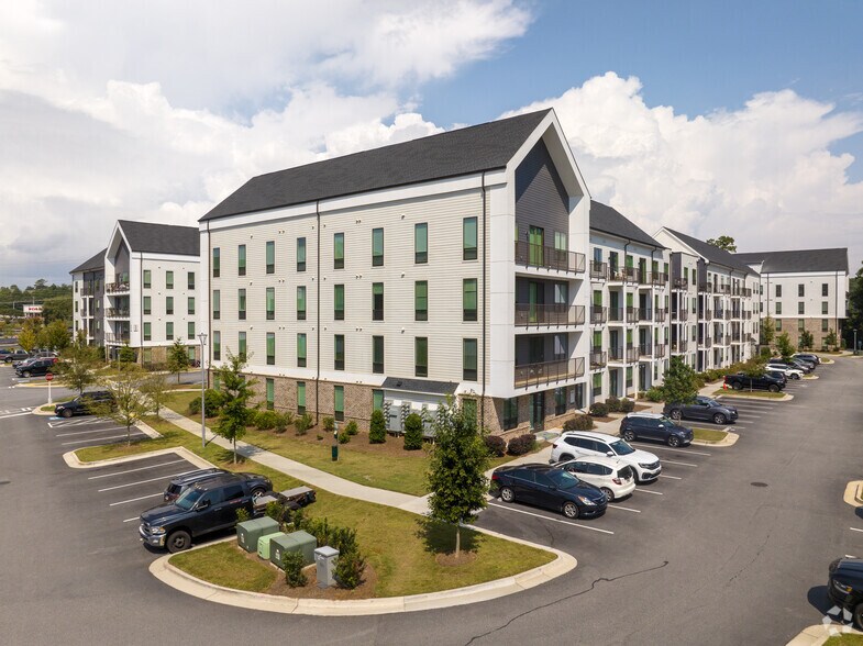 More Photos Of 4255 Suwanee Dam Rd, Suwanee Apartments For Lease