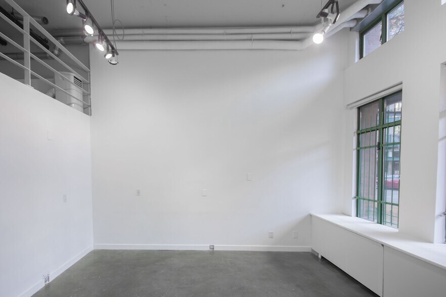 More Photos Of 1 E Cordova St, Vancouver Apartments For Sale