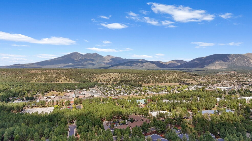More Photos Of 1600 W University Ave, Flagstaff Medical For Sale