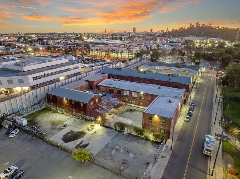 More Photos Of 2626 Lacy St, Los Angeles Industrial For Sale