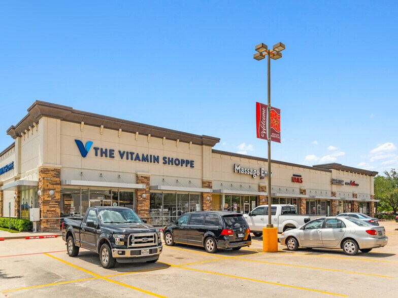 Primary Photo Of 19610-19740 Katy Fwy, Houston Unknown For Lease