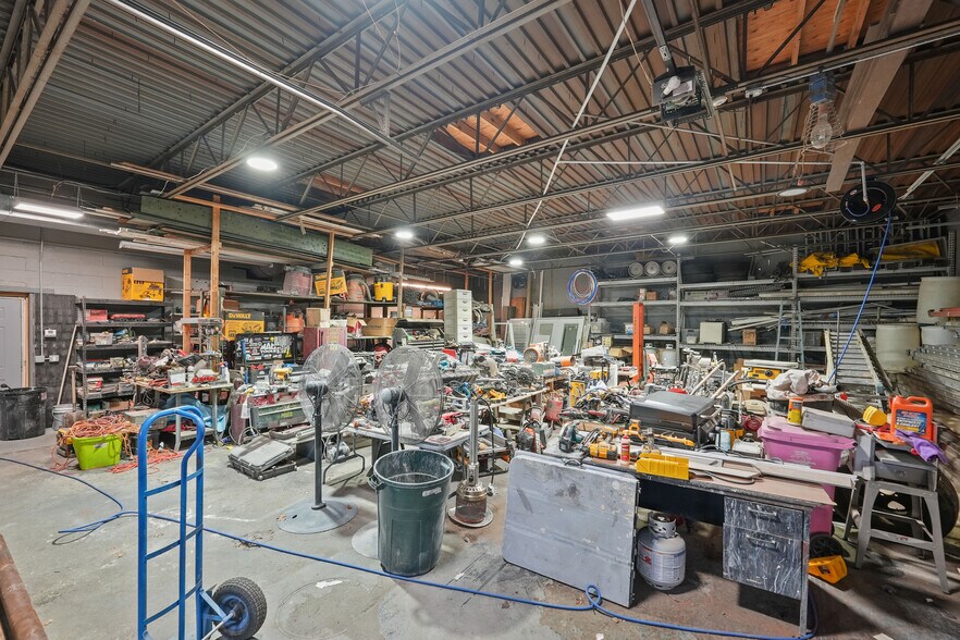 More Photos Of 138 Morgan St, Fall River Warehouse For Sale