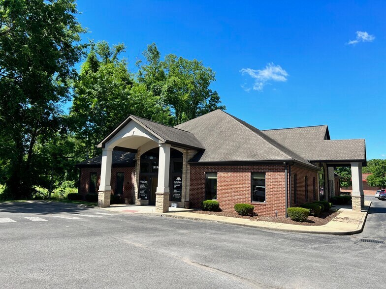 More Photos Of 200 Westland Ave S, Gallatin Medical For Lease