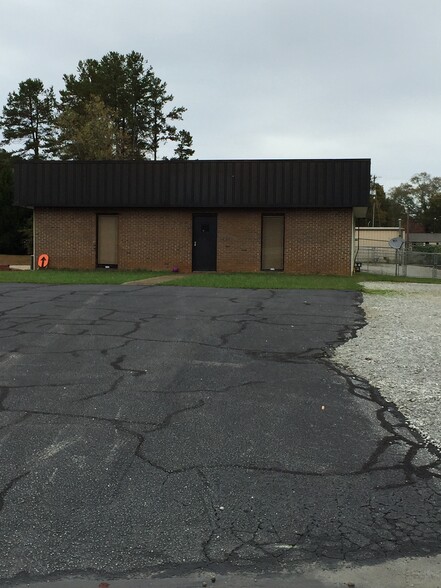 Primary Photo Of 517 Concord Industrial Dr, Seneca Warehouse For Lease