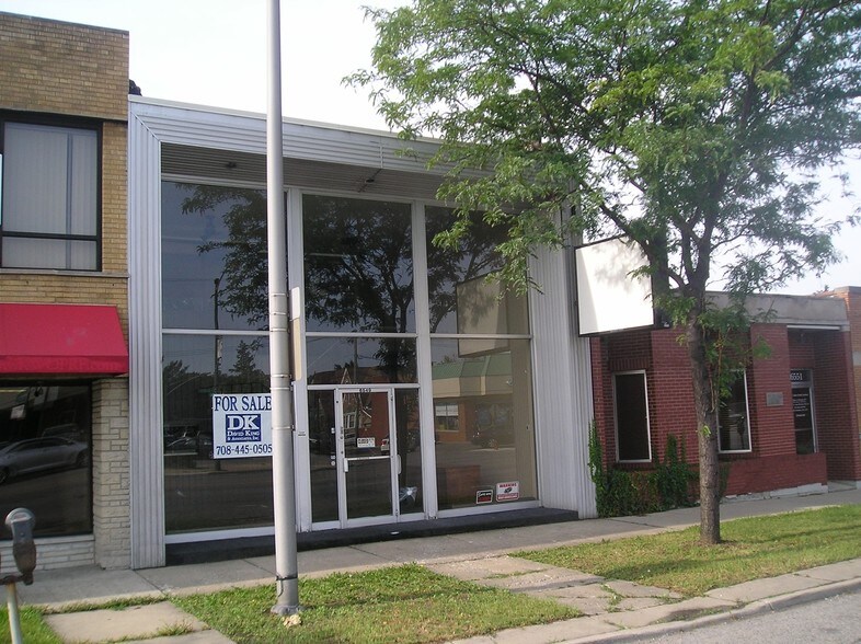 More Photos Of 6549 North Ave, Oak Park Office Residential For Lease