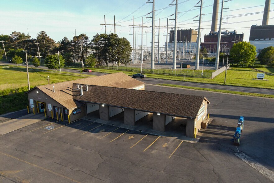 More Photos Of 149 George St, Oswego Carwash For Sale