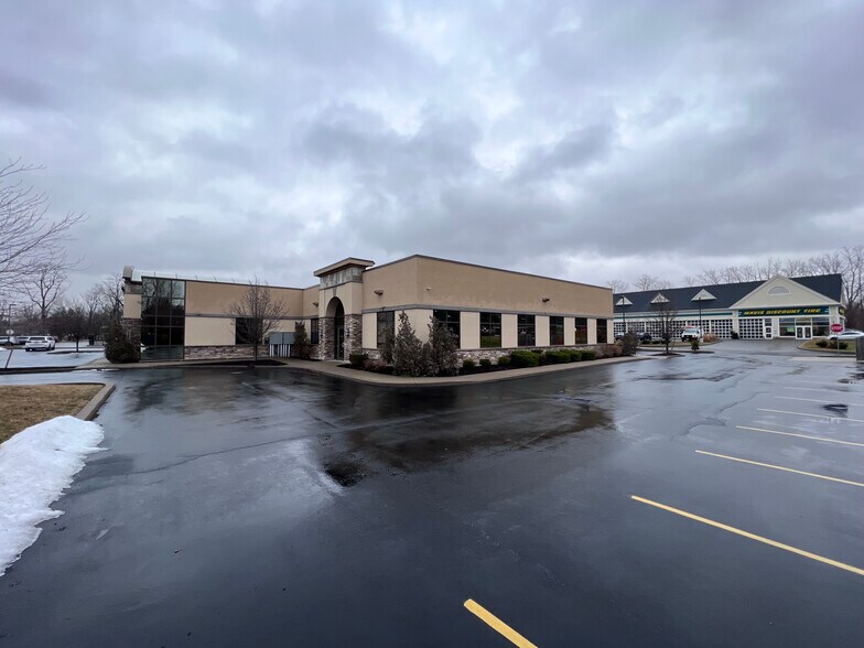 More Photos Of 1065 Ridge Rd, Webster Medical For Lease