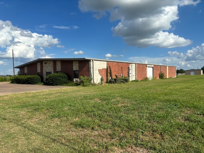 More Photos Of 2650 N Highway 78, Wylie Light Distribution For Sale