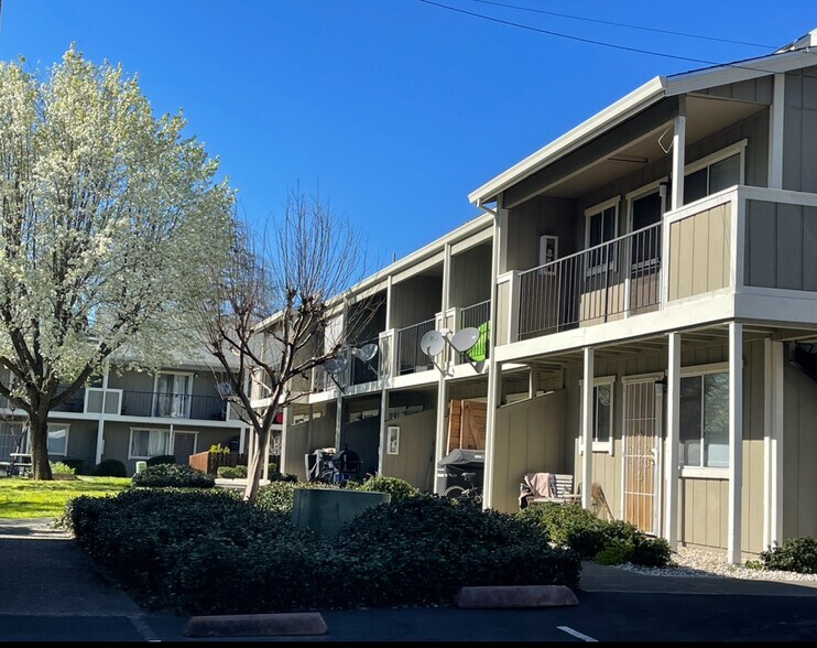 More Photos Of 6687 Blue Heron Dr, Upper Lake Apartments For Sale