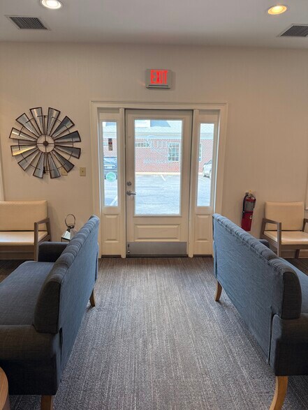 More Photos Of 369 Halton Rd, Greenville Medical For Sale