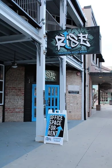 More Photos Of 204 S Austin St, Seguin Restaurant For Sale