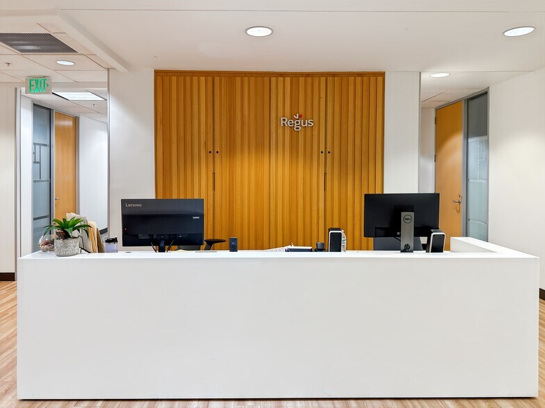 More Photos Of 1560 Sawgrass Corporate Pkwy, Sunrise Coworking Space