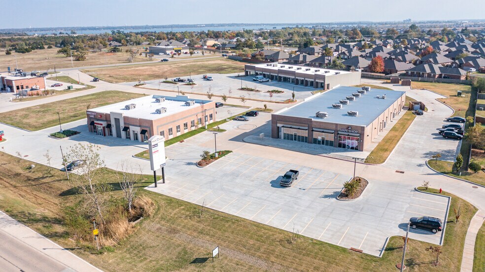 More Photos Of 4301 N Sara Rd, Yukon Freestanding For Lease