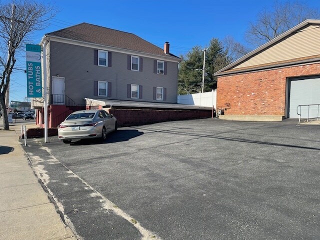 More Photos Of 1147 Cranston St, Cranston Freestanding For Lease