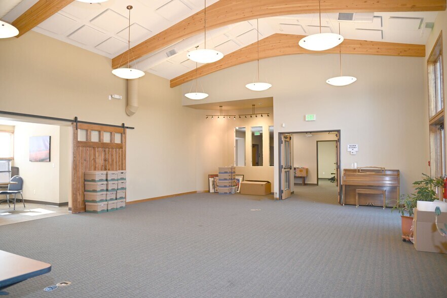 More Photos Of 7375 Samuel Dr, Denver Specialty For Sale