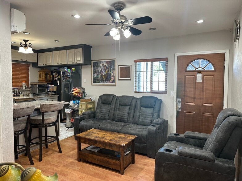 More Photos Of 5850 W Olympic Blvd, Los Angeles Hotel For Sale