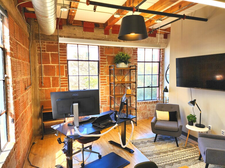 More Photos Of 701 Island Ave, San Diego Loft Creative Space For Sale