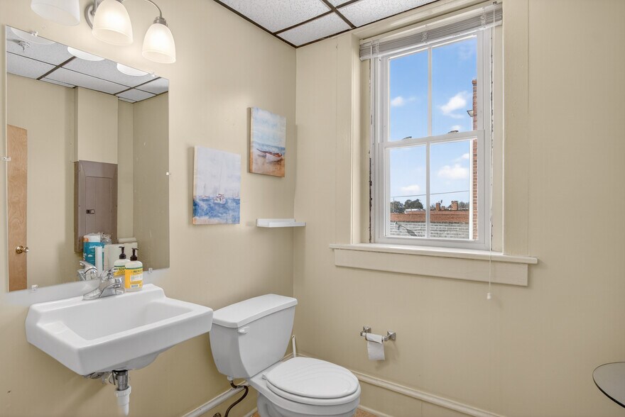 More Photos Of 104-110 S Hill Ave, South Hill Office Residential For Sale