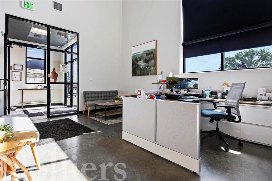 More Photos Of 2032 Highland Ave E, Twin Falls Warehouse For Lease