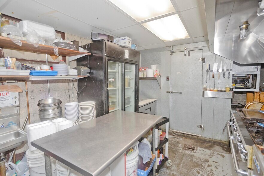 More Photos Of 1747-1755 Westover Rd, Chicopee Storefront For Sale