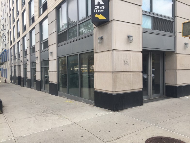 More Photos Of 257 Gold St, Brooklyn Apartments For Lease